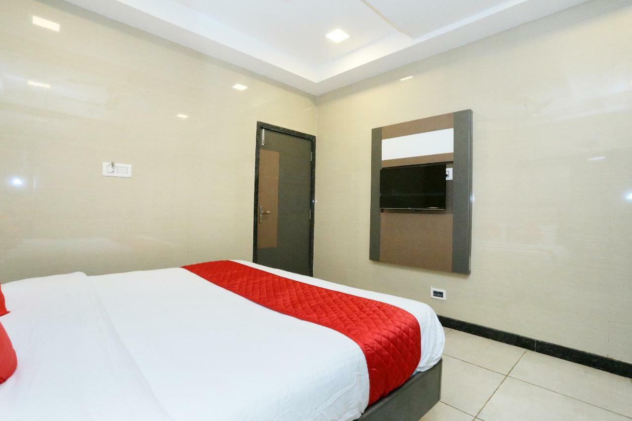 Oyo 18808 Hotel Rsn International Rameshwaram Exterior photo
