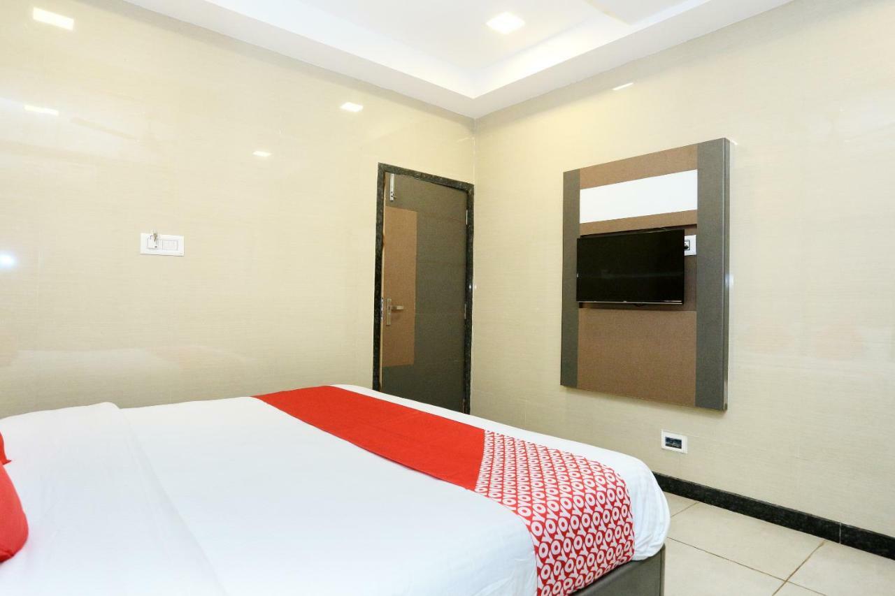 Oyo 18808 Hotel Rsn International Rameshwaram Exterior photo